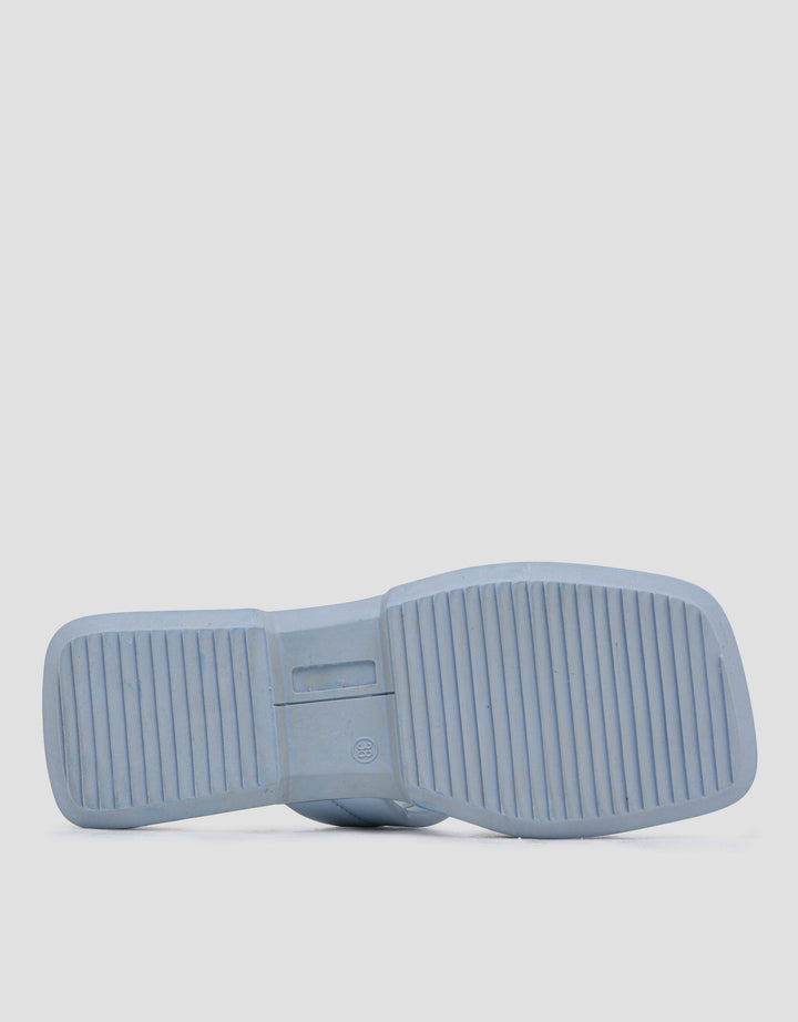 Yongki Komaladi Double Ban Sandal Wanita