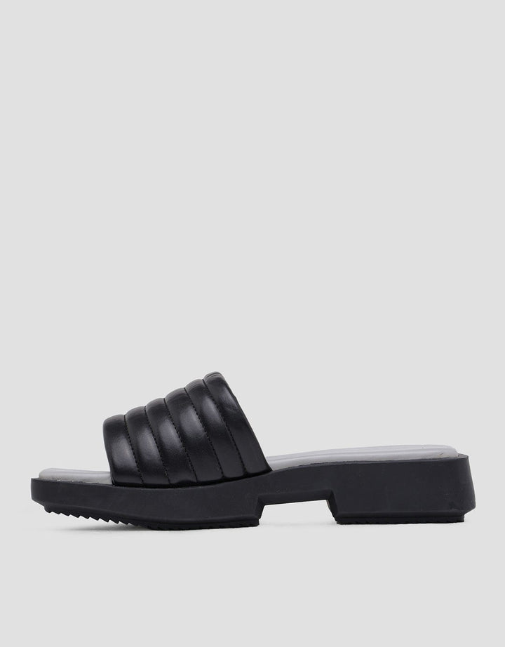 Yongki Komaladi Quilted Ban Sandal Wanita