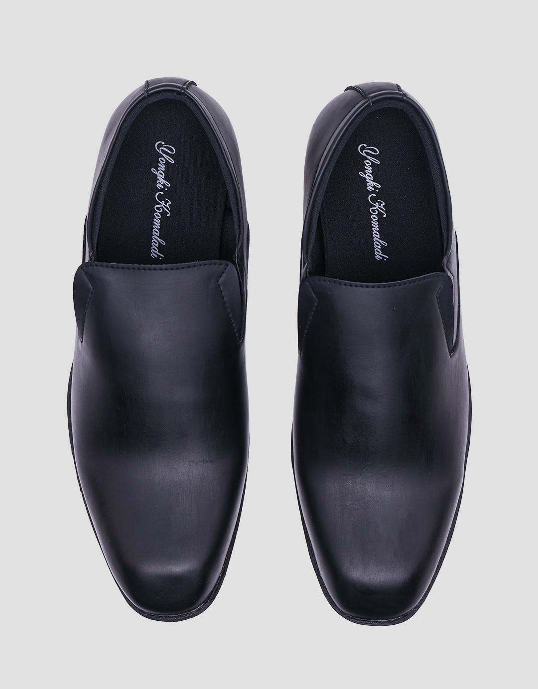 Yongki Komaladi Pantovel Classic Sepatu Pria