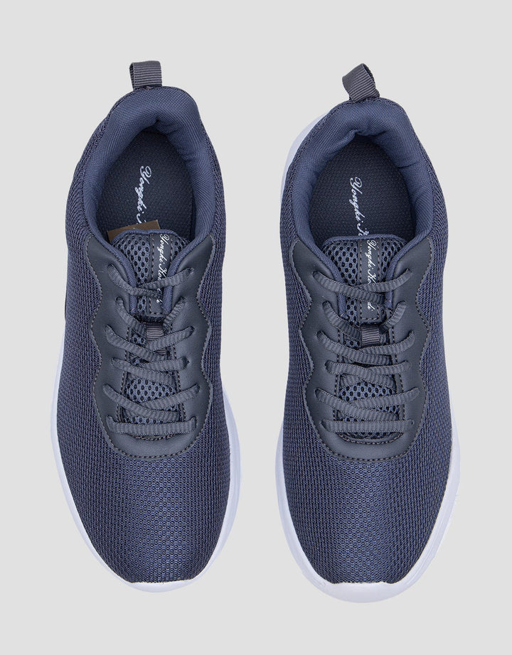 Yongki Komaladi Run Sneakers Pria