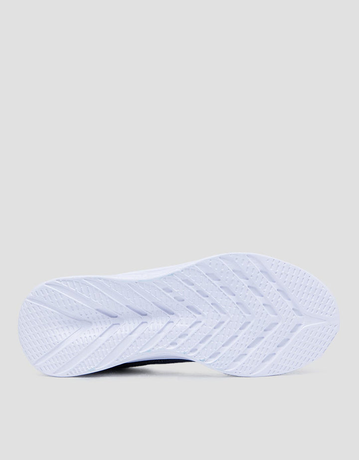 Yongki Komaladi Run Sneakers Pria