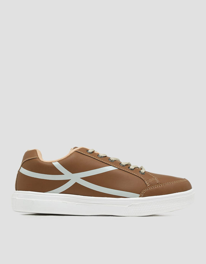 Yongki Komaladi Casual Simply Look Sepatu Pria