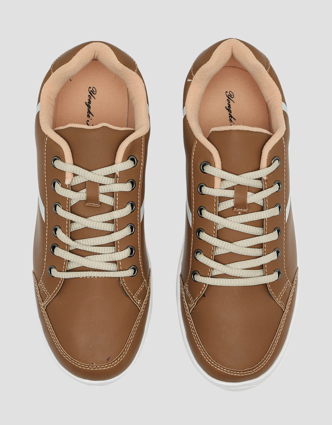 Yongki Komaladi Casual Simply Look Sepatu Pria