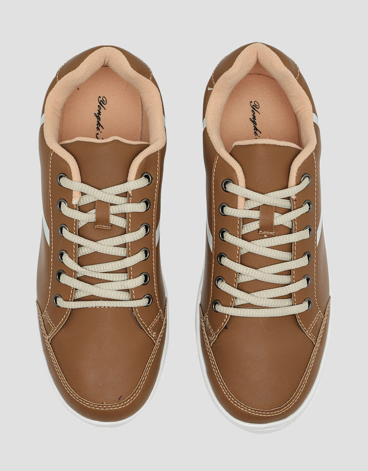 Yongki Komaladi Casual Simply Look Sepatu Pria
