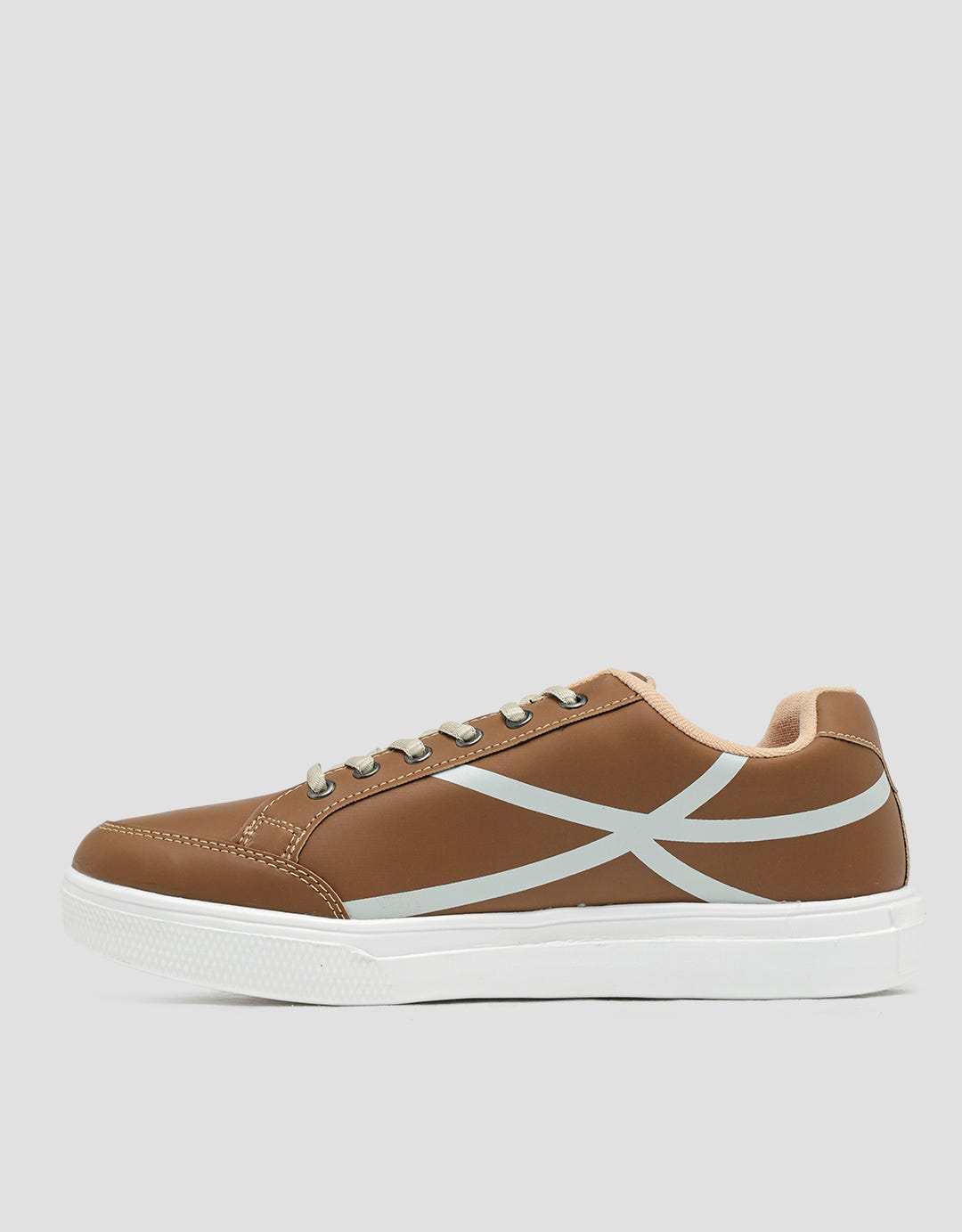 Yongki Komaladi Casual Simply Look Sepatu Pria
