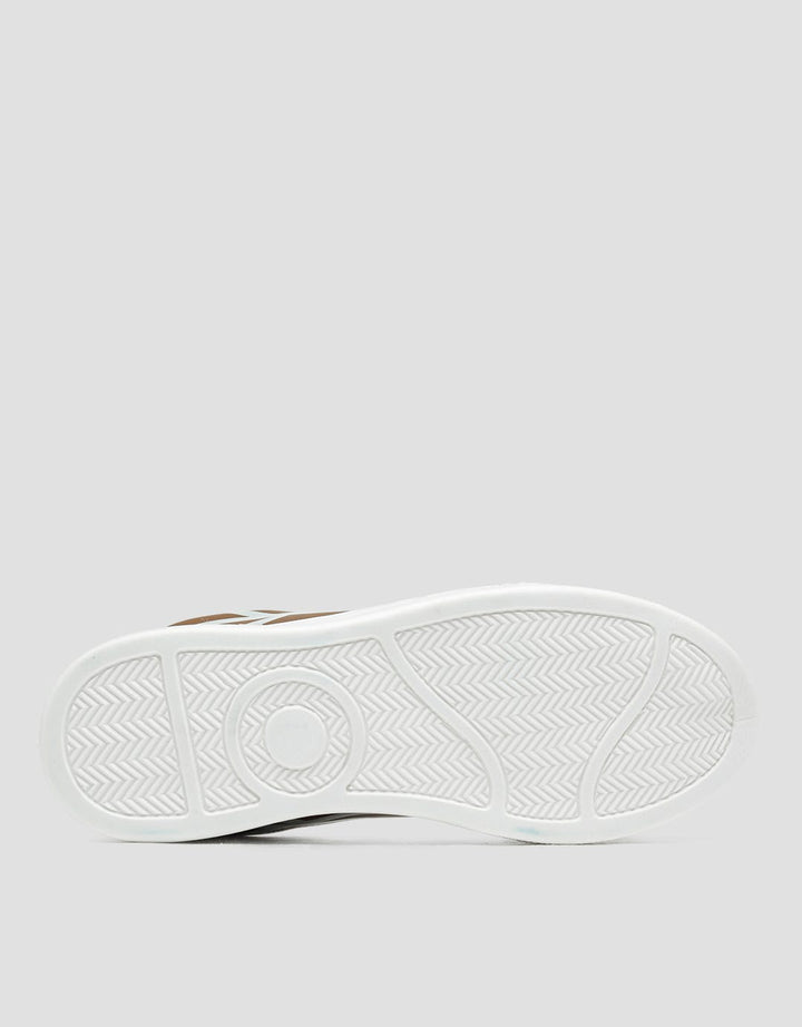 Yongki Komaladi Casual Simply Look Sepatu Pria