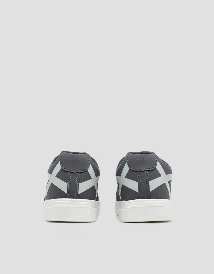 Yongki Komaladi Casual MCL Sneakers Men