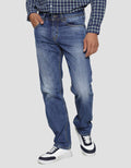 Lois Straight Fit Jeans