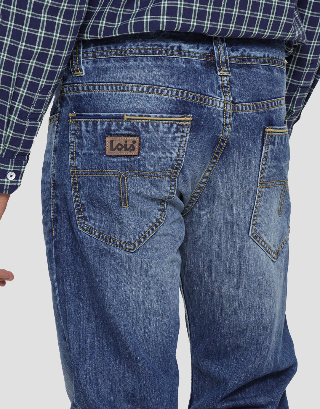 Lois Straight Fit Jeans