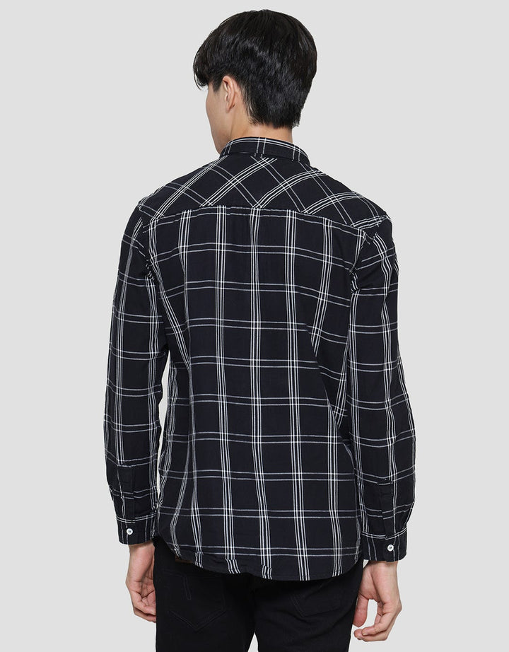 Lois Plaid Motif Kemeja Lengan Panjang Pria