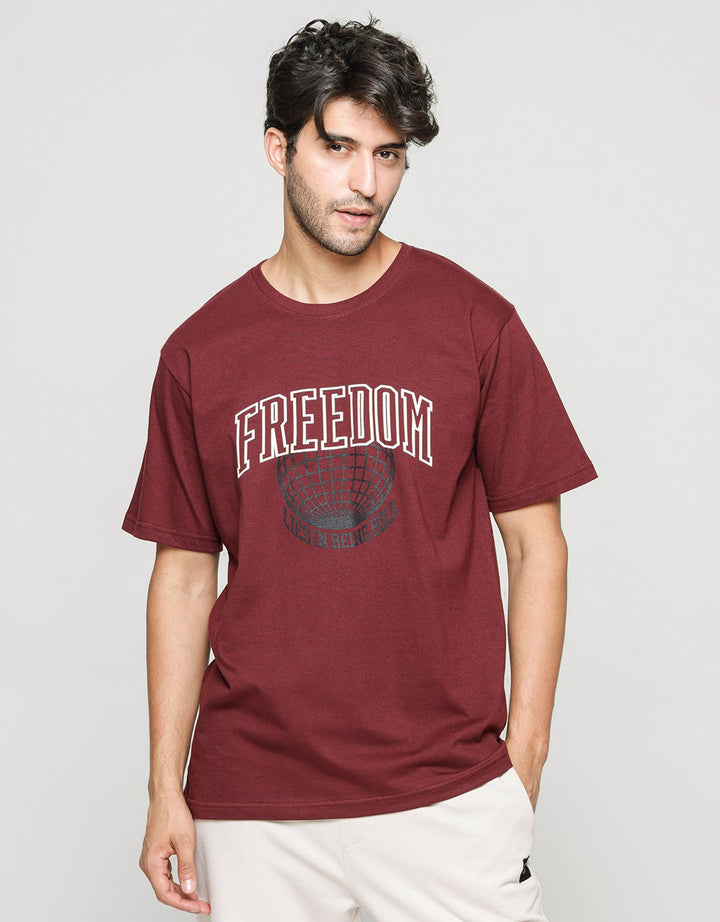 Nevada Freedom Print Kaos Casual Pria
