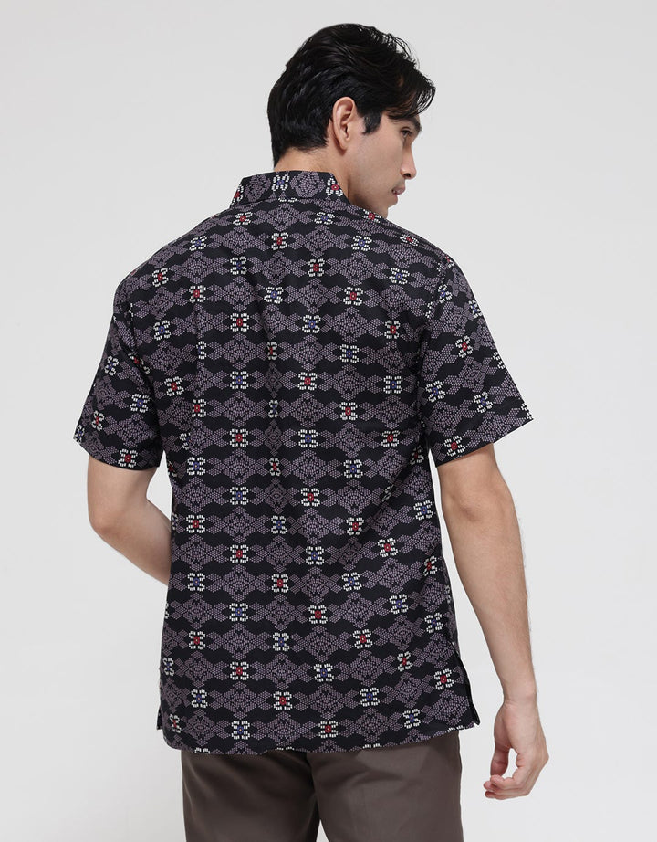 Krisna Wahyu Kemeja Batik Simply Lengan Pendek