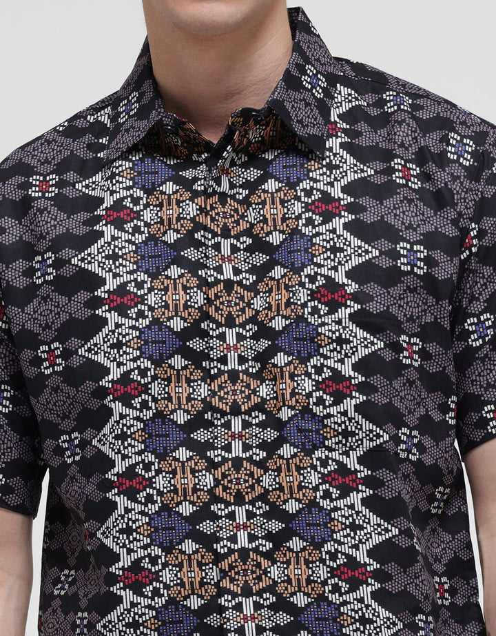 Krisna Wahyu Kemeja Batik Simply Lengan Pendek