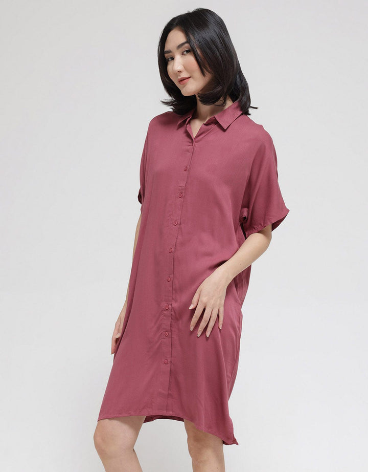 St. Yves Short Sleeve Midi Dress Solid Lina