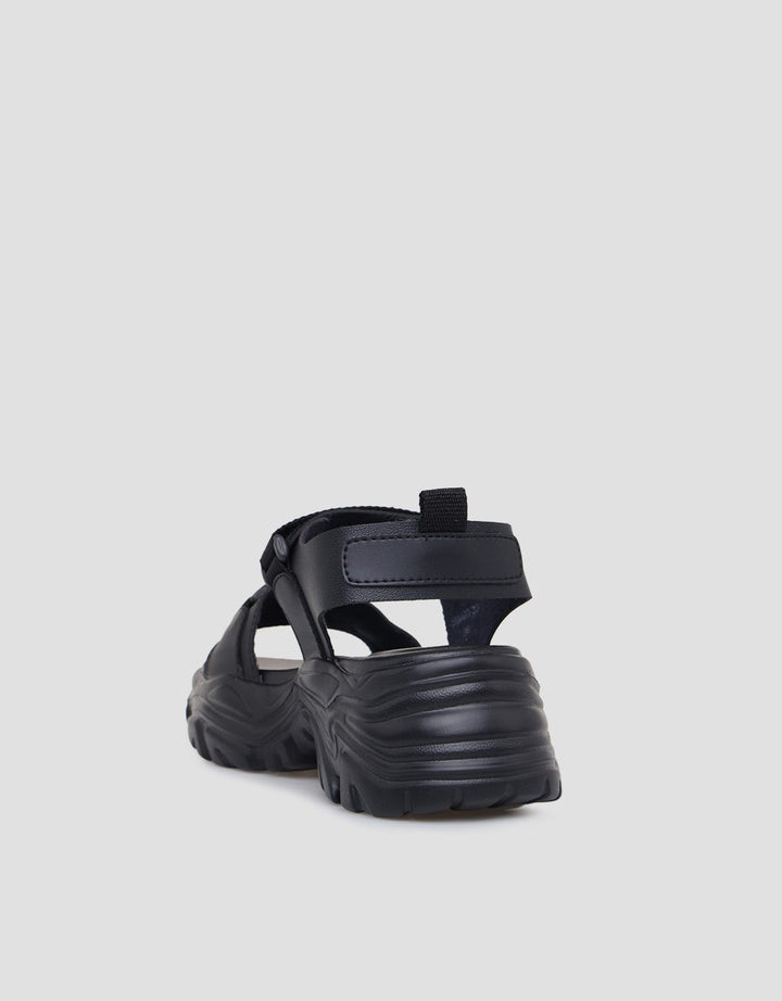 Yongki Komaladi Sandal Ankle Strap Wanita