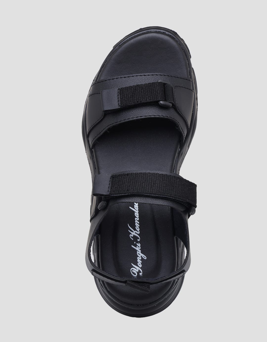 Yongki Komaladi Sandal Ankle Strap Wanita