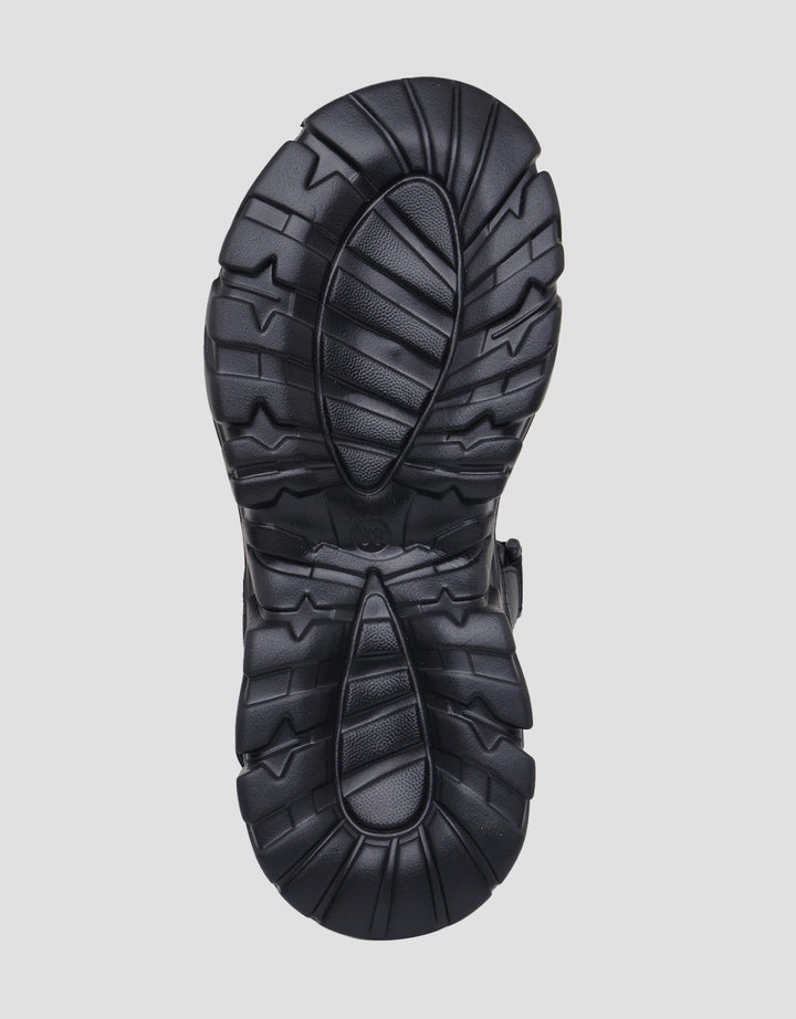 Yongki Komaladi Sandal Ankle Strap Wanita