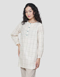 Expand Uyra Blouse Wanita