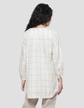 Expand Uyra Blouse Wanita