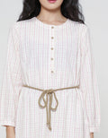 Expand Edelyn Blouse Wanita