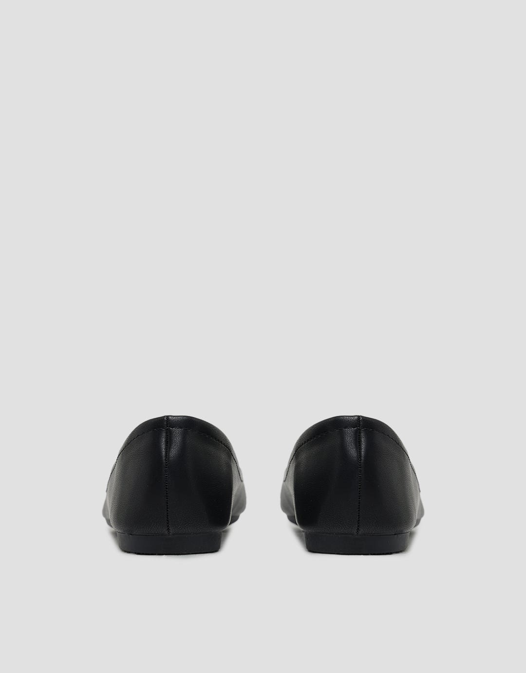 St. Yves Ww18 Sepatu Ballerinas Wanita