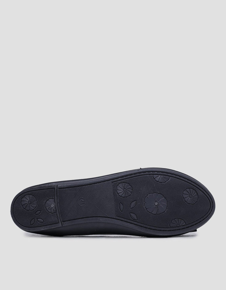 St. Yves Ballerina Brooch Sepatu Flat Wanita