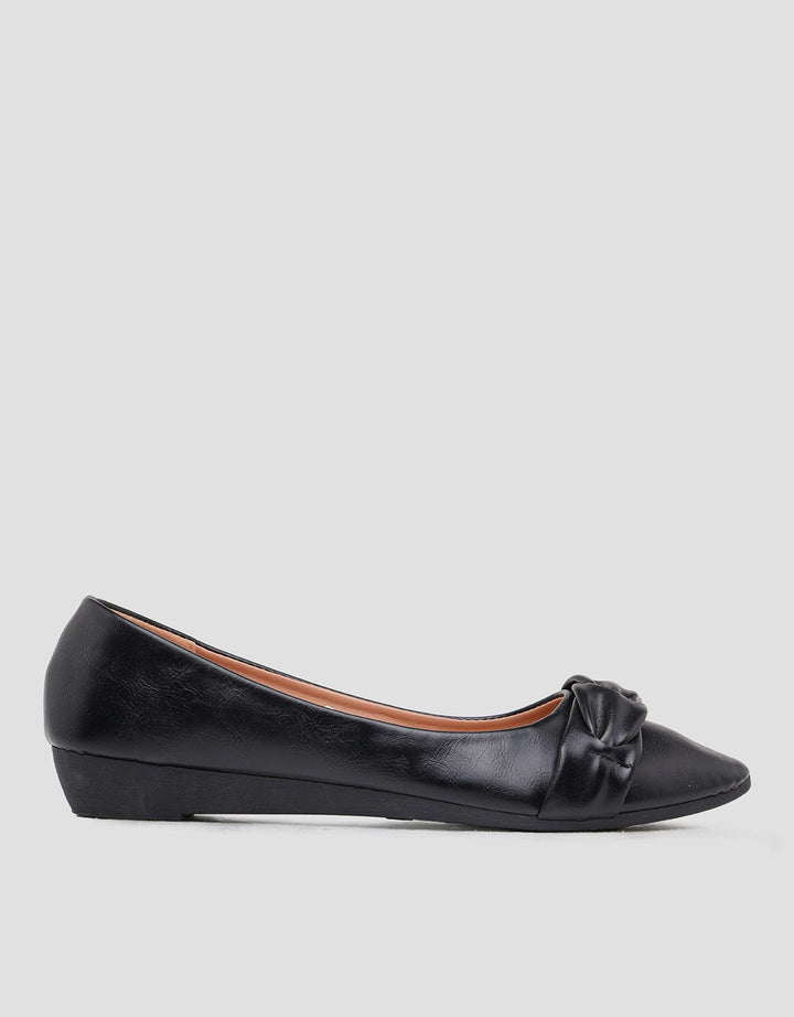 St. Yves Tied Toe Women's Flat Shoes
