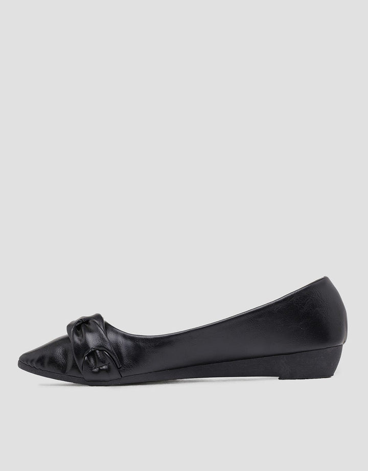 St. Yves Tied Toe Women's Flat Shoes