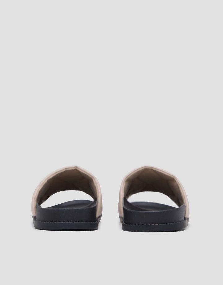 St. Yves Quilted Strap Sandal Slipper Wanita