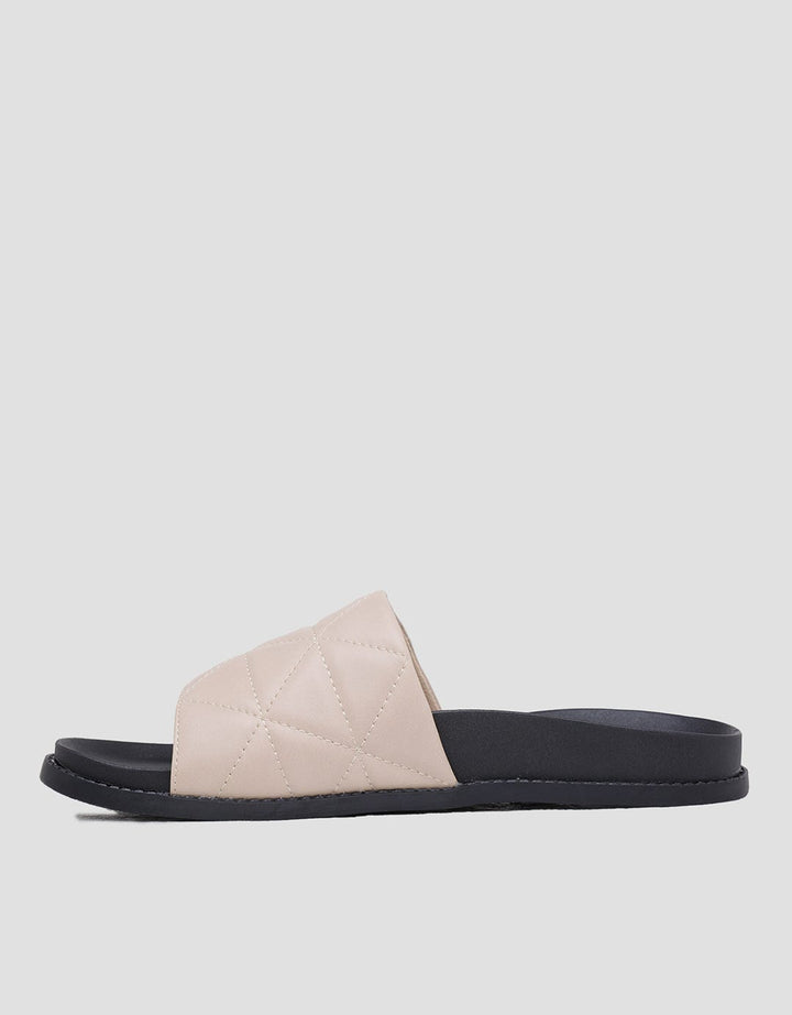St. Yves Quilted Strap Sandal Slipper Wanita