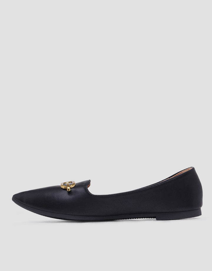 St. Yves Goldie Buckle Sepatu Flat Wanita