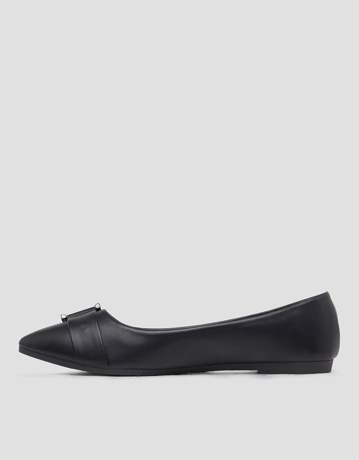 St. Yves Pointed Sepatu Ballerina Wanita