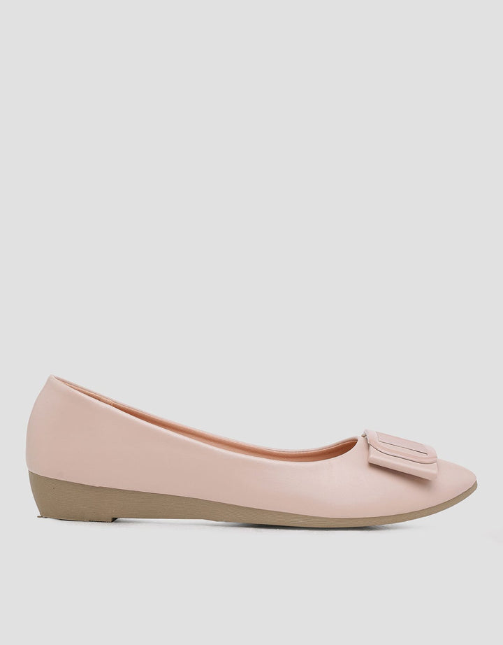 St. Yves Pointy Ballerina Flat Shoes Wanita