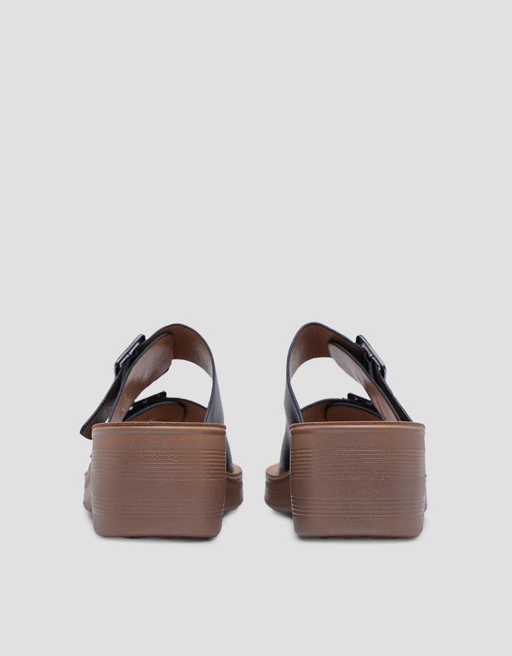 St. Yves Wq52 Double Buckle Strap Sandal Slipper Wanita