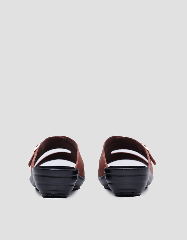St. Yves Saw Women's Slipper Sandals