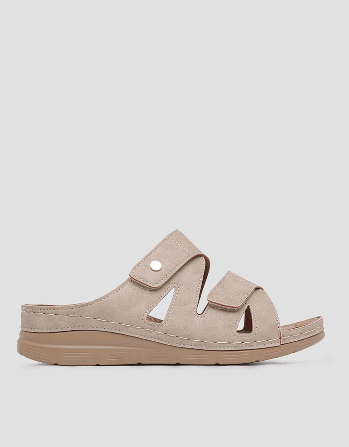 St. Yves Slipper Sandal Wedges Wanita