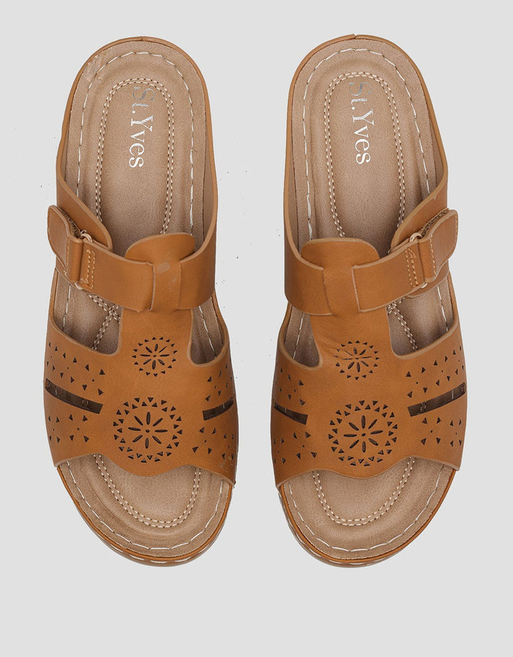 St. Yves Sandal Slipper Wanita