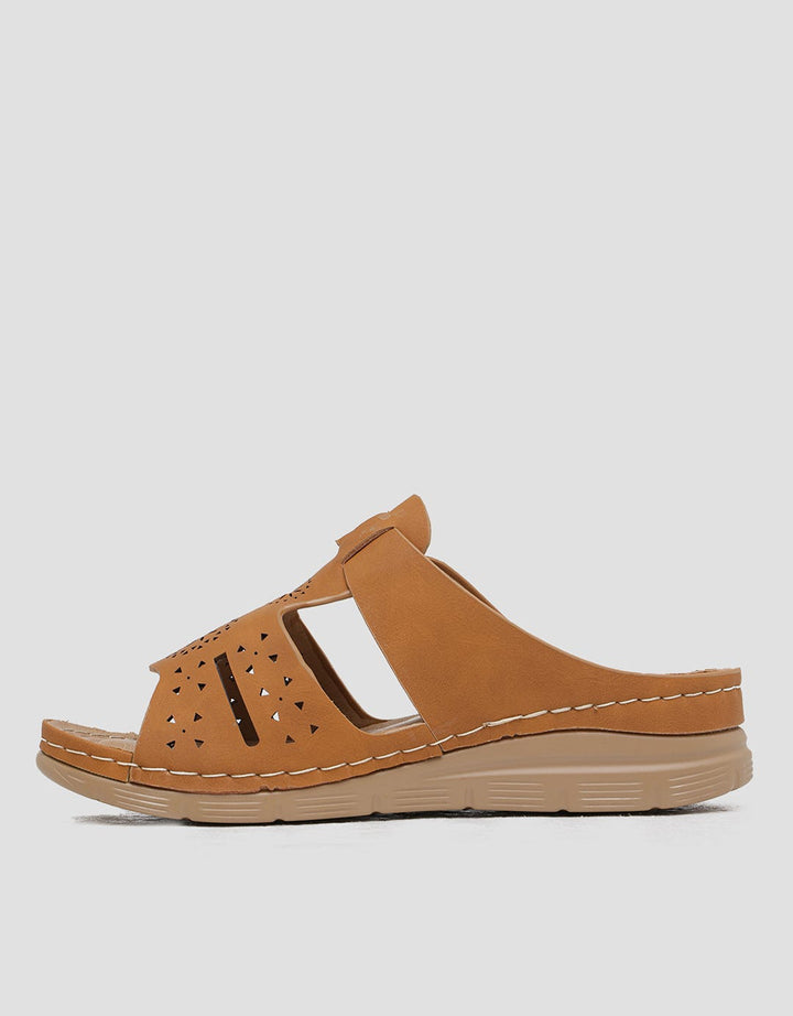 St. Yves Sandal Slipper Wanita