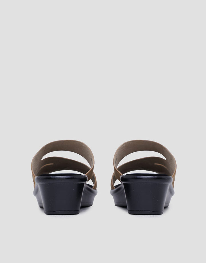 St. Yves Saw152 Women's Slipper Sandals