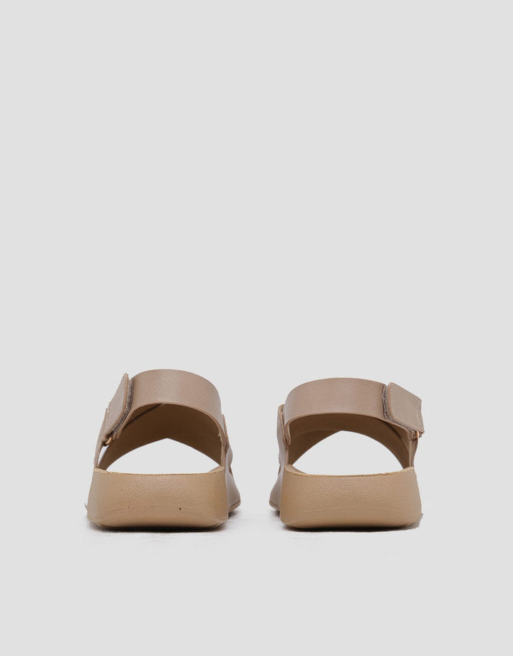 St. Yves Slipper Women's Sandals