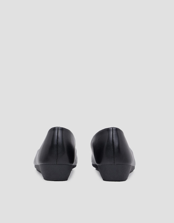 St. Yves Chain Women's Ballerina Shoes