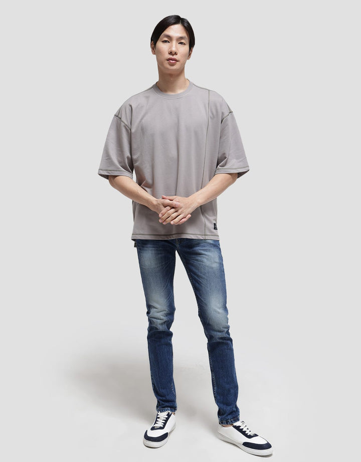 American Jeans Contrast Stitch Kaos OVZ Pria