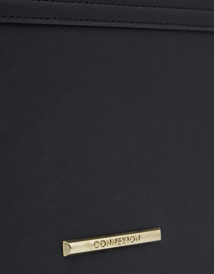 Connexion Shoulder Bag Chain Wanita