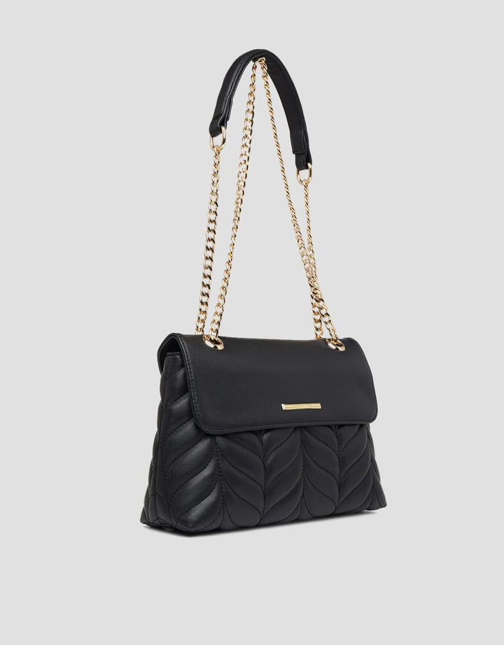 Connexion Crossbody Bag Quilted With Chain