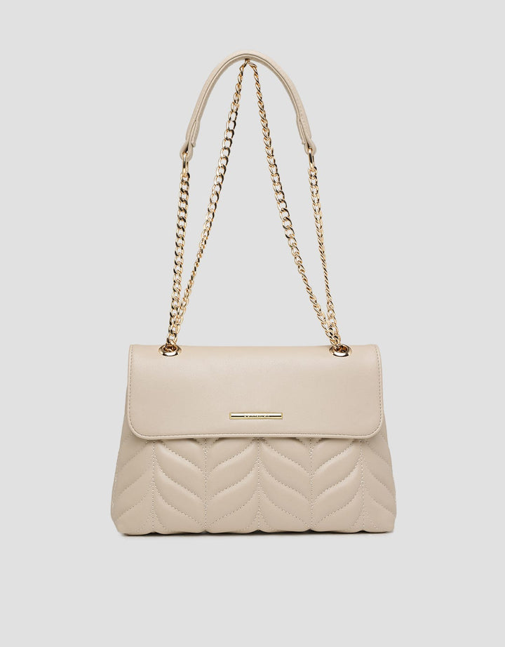 Connexion Crossbody Bag Quilted With Chain