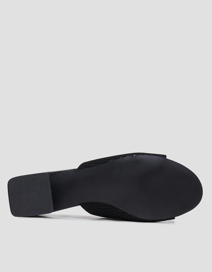 Connexion Wmcs11 Slipper Sandal Wanita