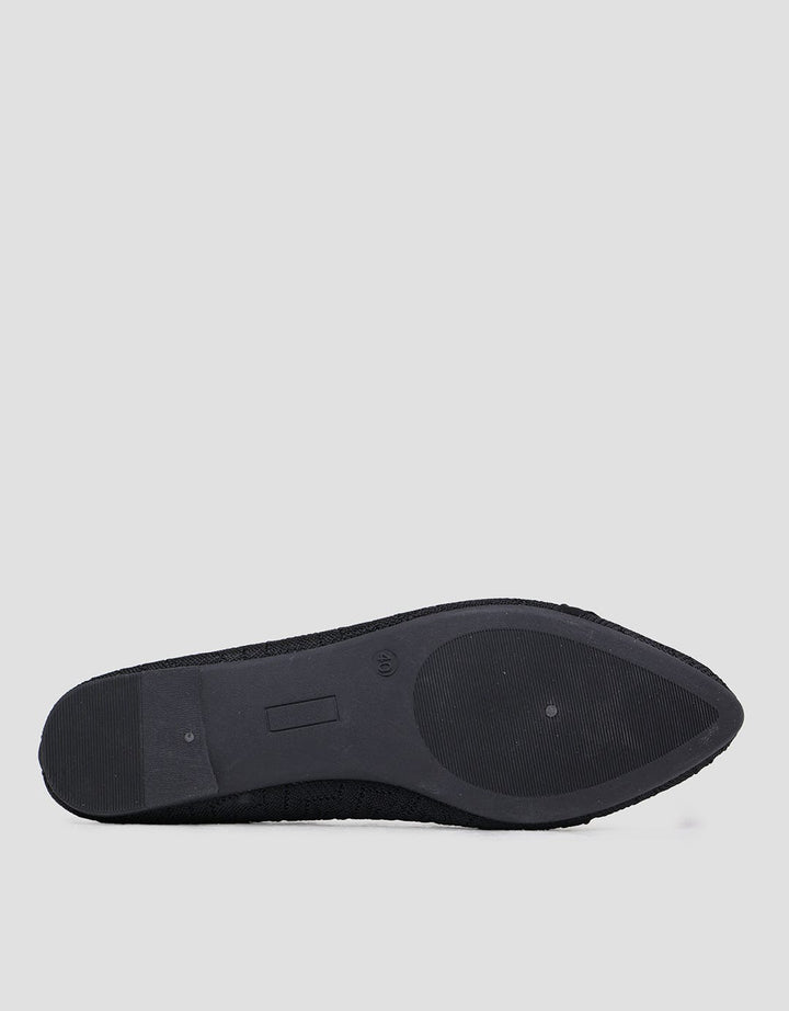 Connexion Buckle Gold Sepatu Flat Wanita
