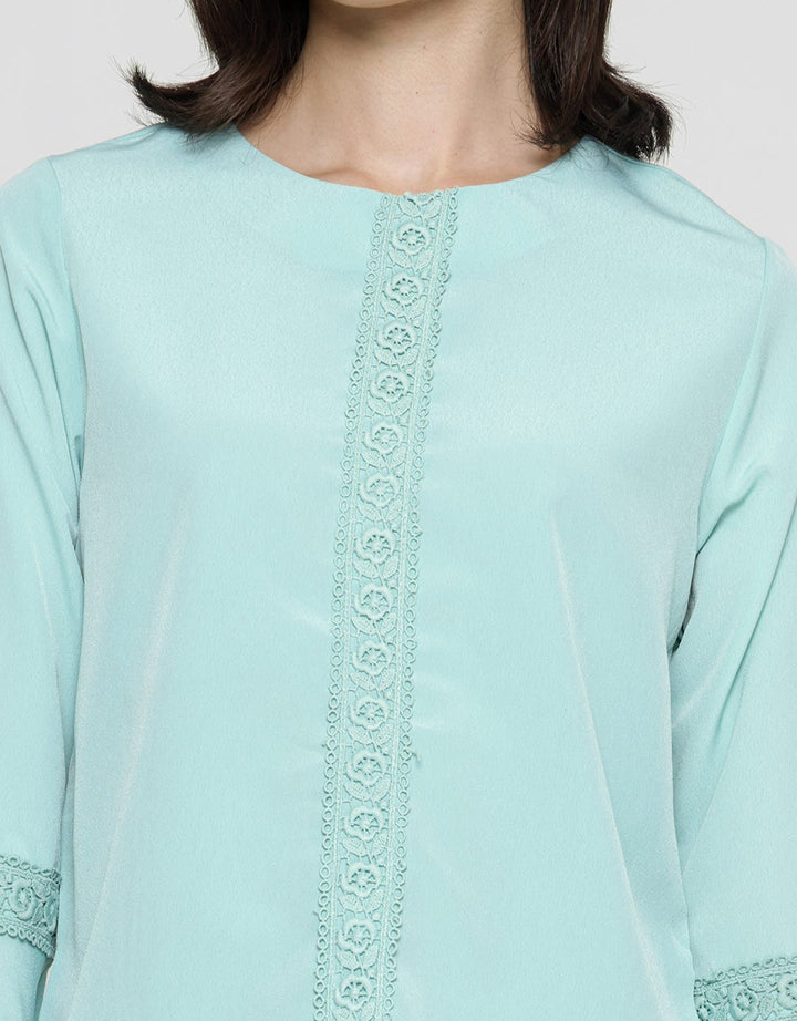 Eprise Collection Penelope Blouse Wanita