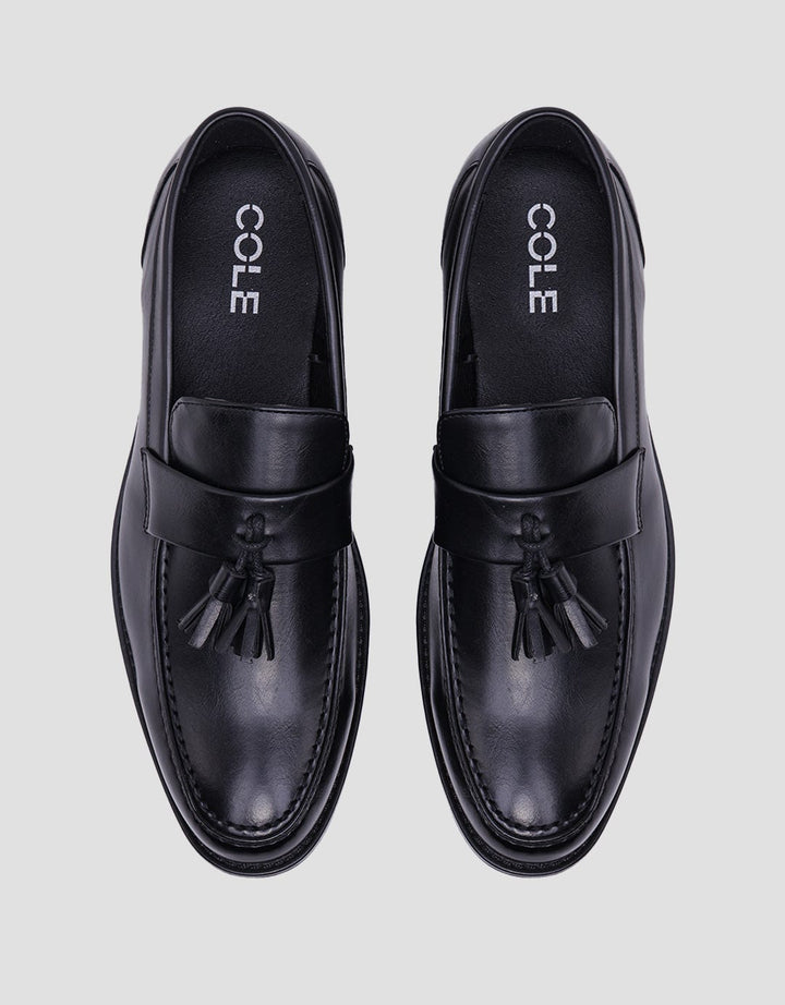 Cole Moccasin Colin Slip On Pria