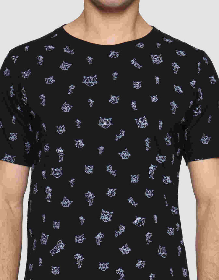 T Zone Wb Tom And Jerry Full Print Print Kaos Lengan Pendek Pria